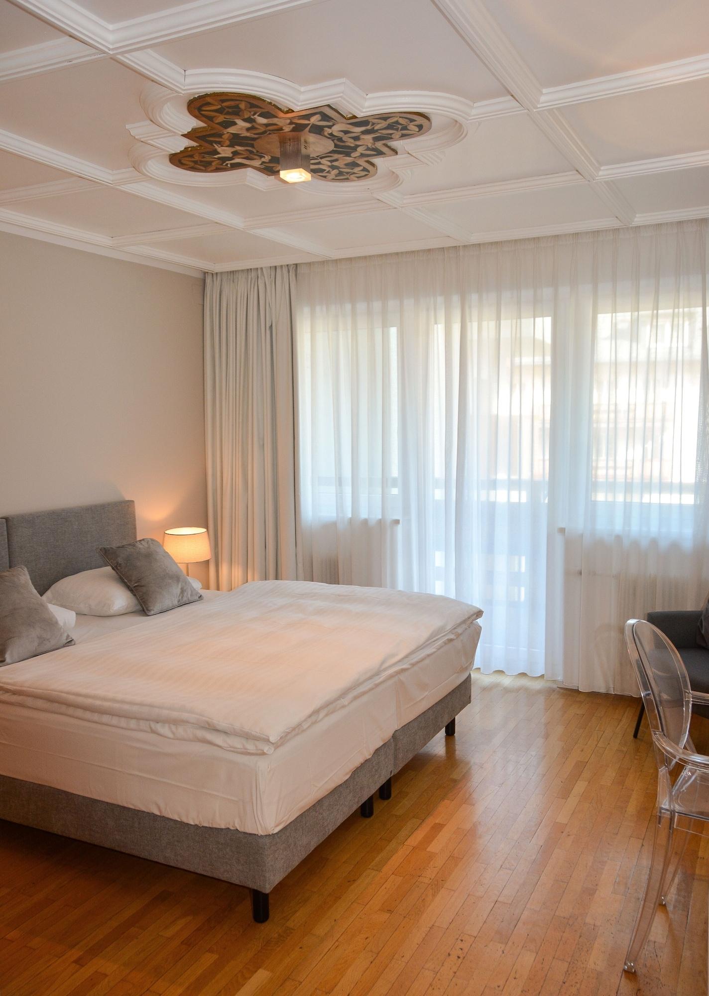Q! Hotel Maria Theresia Kitzbuhel Exterior photo