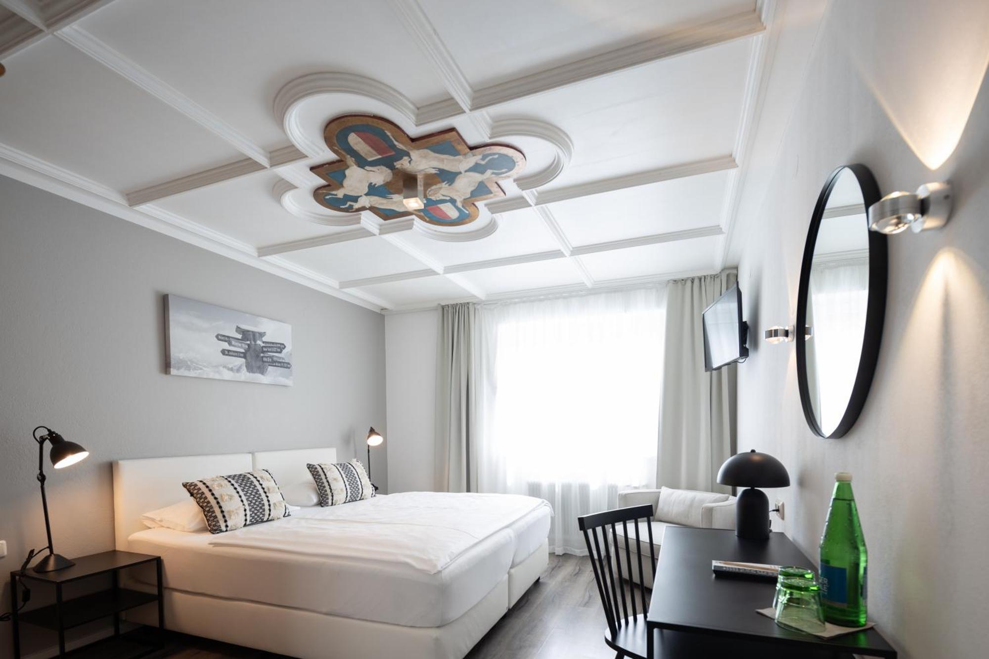Q! Hotel Maria Theresia Kitzbuhel Exterior photo
